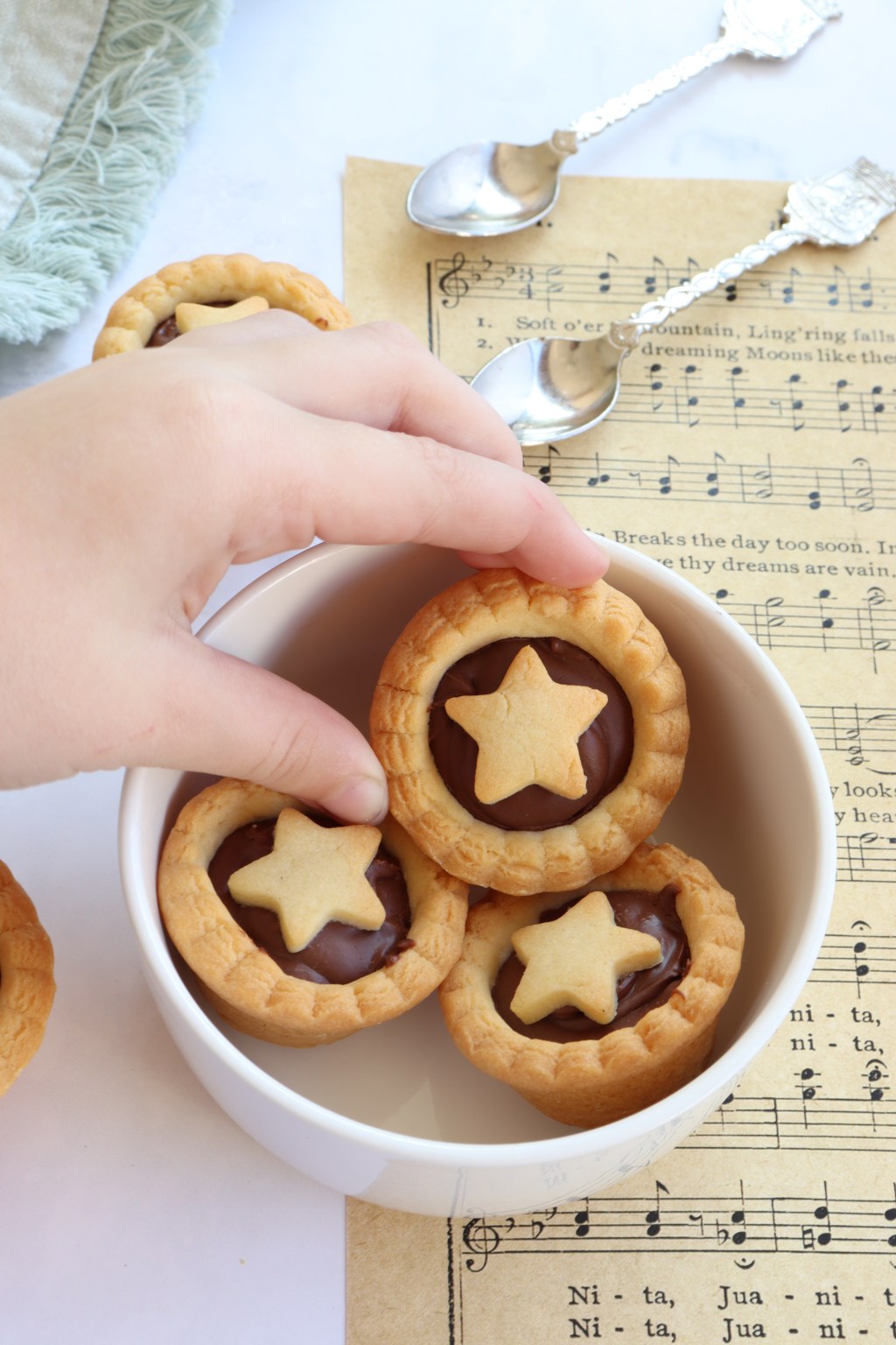 Sablés fourrés à la pâte à&nbsp;tartiner.