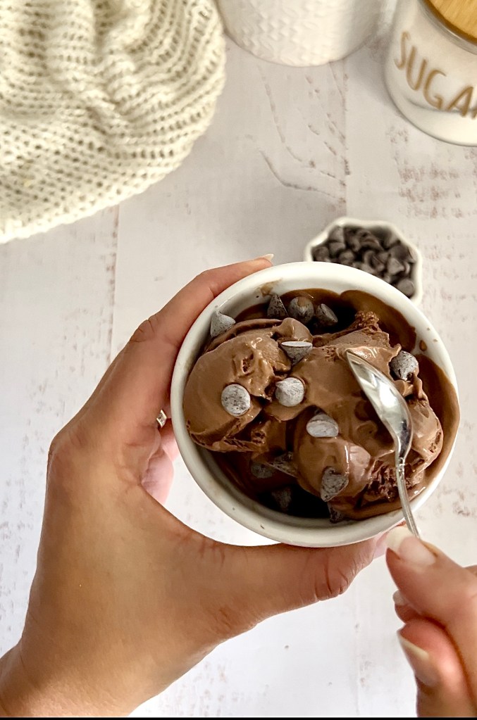 coupe de glace au chocolat