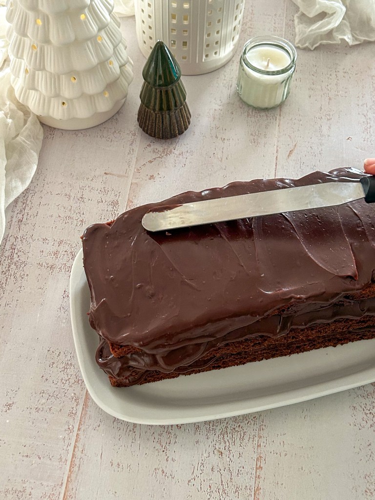 montage buche au chocolat
avec ganache au chocolat 